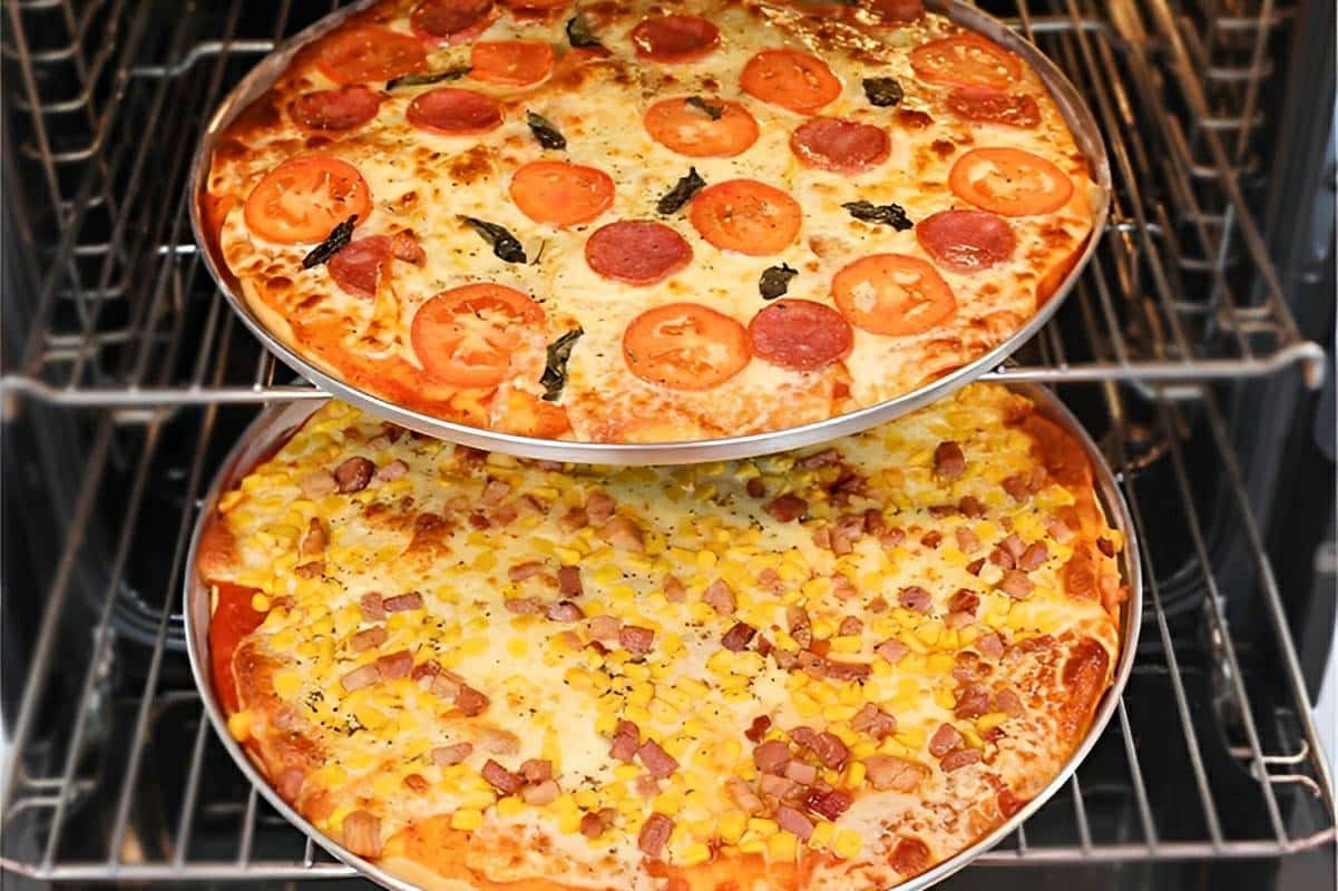 Pizza caseira que não precisa sovar uma delícia para servir no lanche