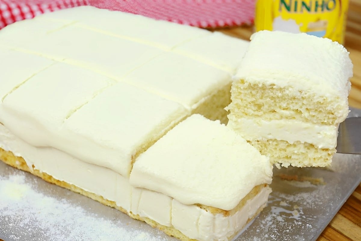 Bolo de leite ninho recheado tão leve que desmancha na boca perfeito