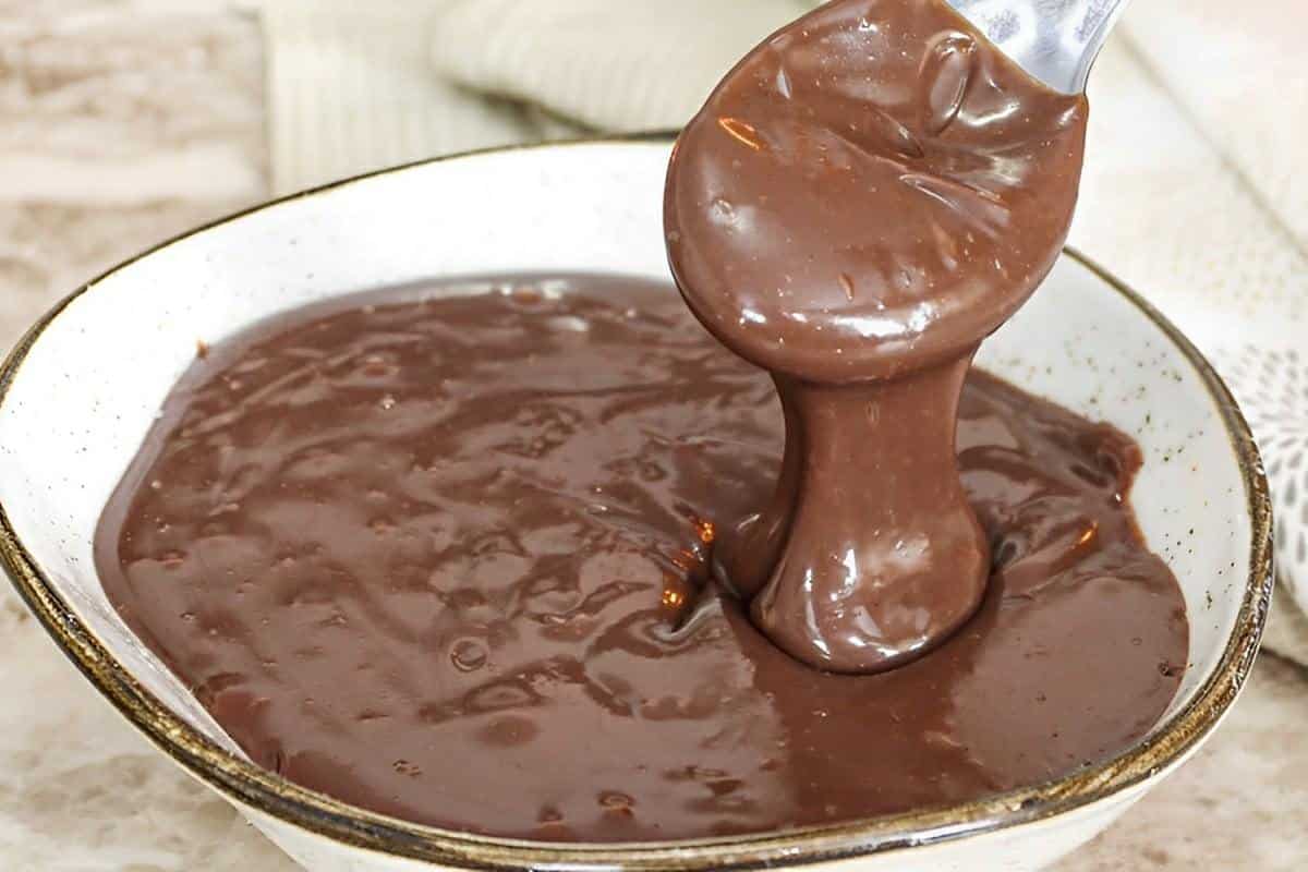 Brigadeiro de colher super cremoso para começar bem a semana