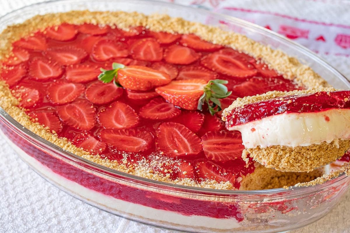 Torta Espelhada De Morango Veja Como Fazer E Se Surpreenda A