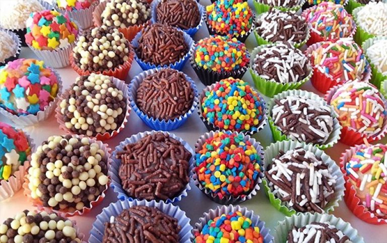 Brigadeiro F\u00e1cil E R\u00e1pido (N\u00e3o Vai Ao Fogo) - Receita Toda Hora