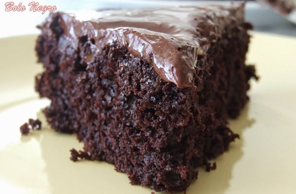 bolo de chocolate com massa negra