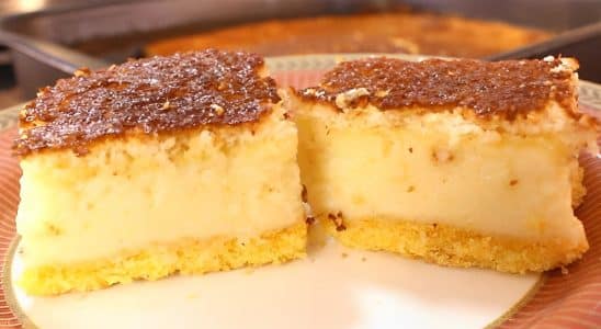 Bolo De Fubá Com Queijo