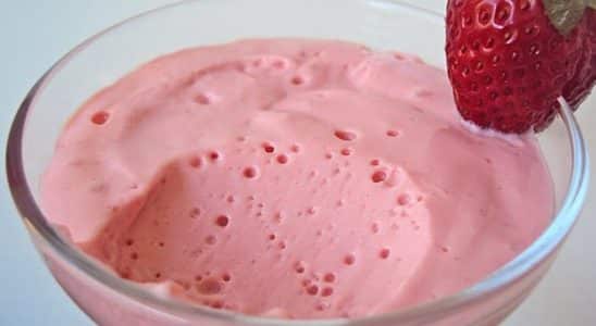 Mousse De Morango