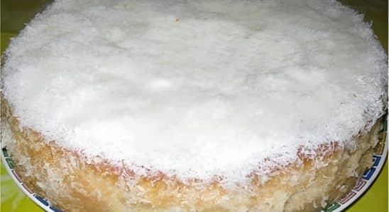 Bolo De Coco