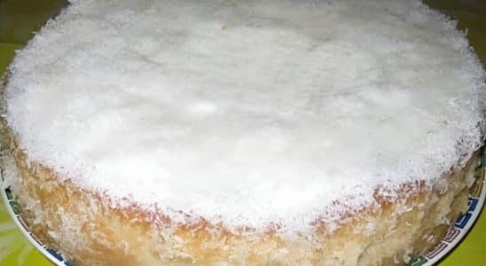 Bolo De Coco