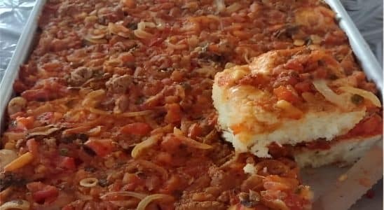 Pizza De Sardinha