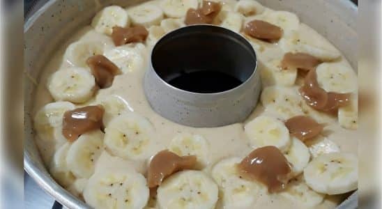 Bolo De Banana Com Doce De Leite