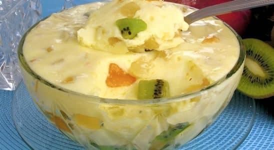 Mousse De Salada De Frutas