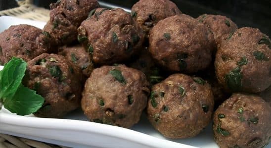 Bolinho De Carne Com Hortelã