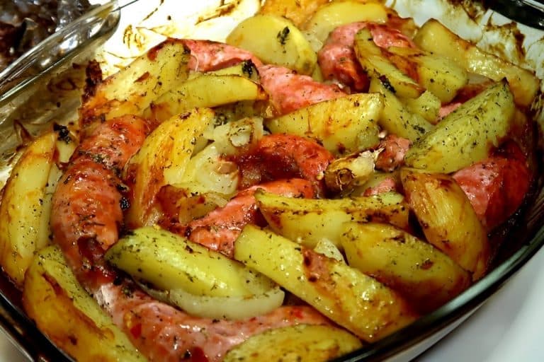 Lingui A Assada Com Batatas No Forno Uma Receita Muito Pr Tica E F Cil