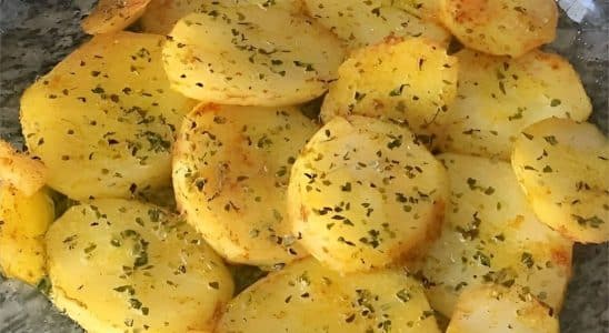 Batata Assada No Forno Com Orégano