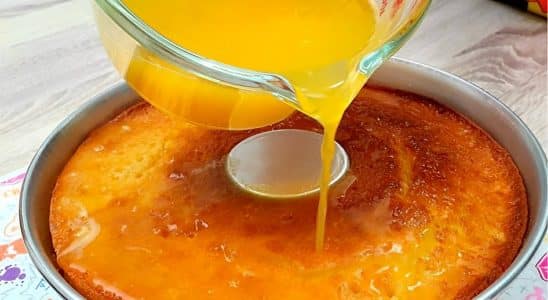 Bolo De Laranja Com Calda