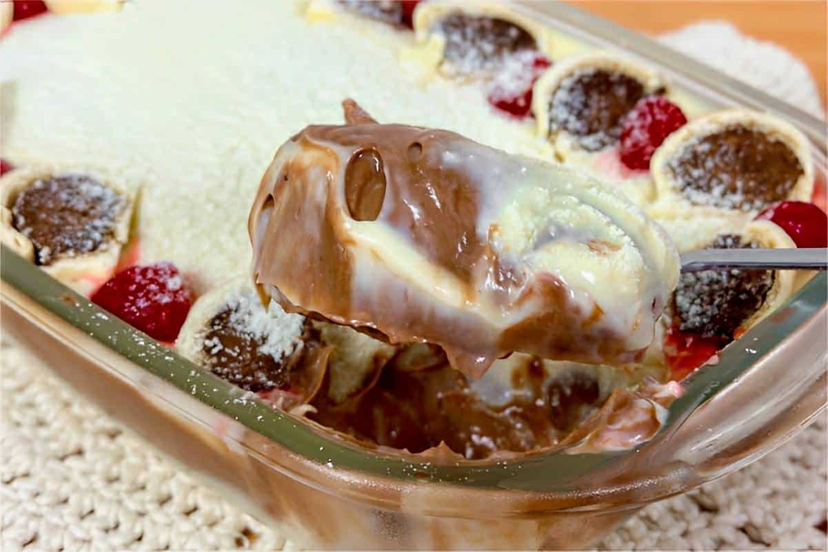 A sobremesa mais fácil do mundo para o natal feita com bombons e ...