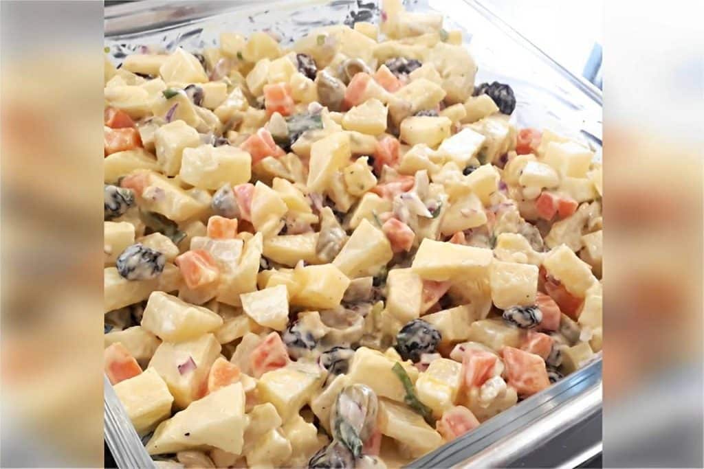 Salada De Maionese De Natal