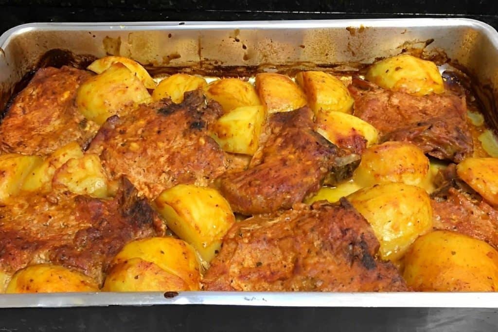 Bisteca Com Batata No Forno