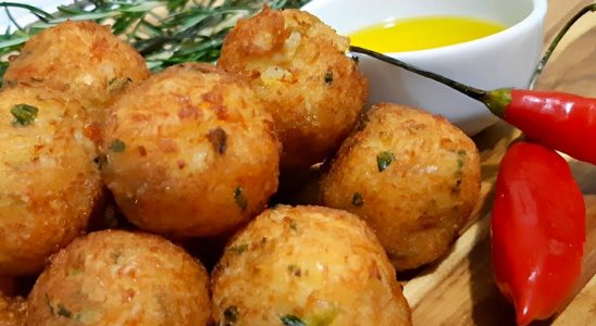 Bolinho De Bacalhau