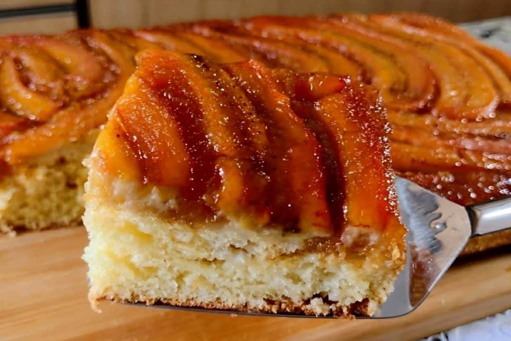 Bolo De Banana Caramelada