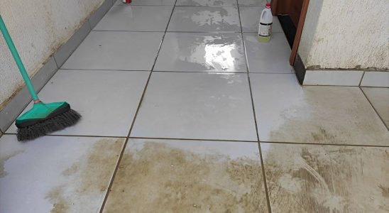 Como limpar piso encardido