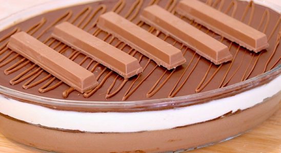 ovo de páscoa na travessa