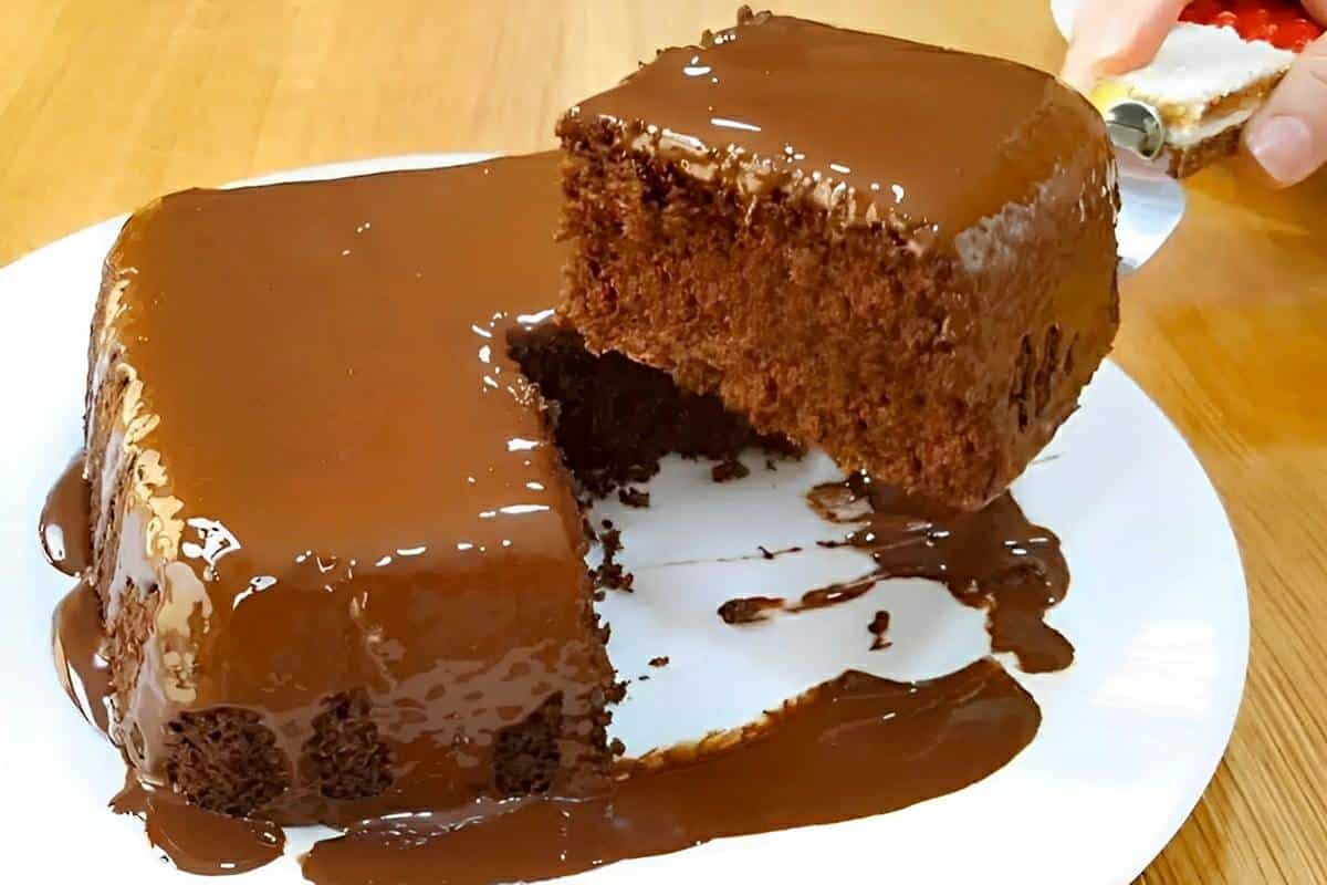 Bolo de 5 minutos sem leite farinha de trigo e açúcar para comer sem culpa