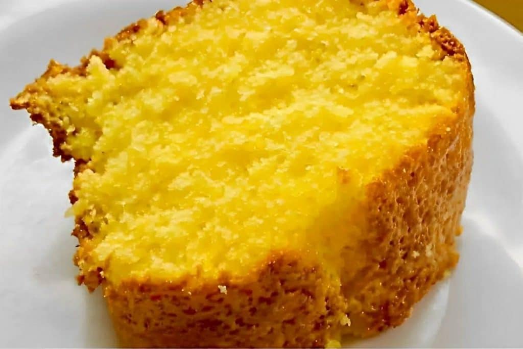 Bolo De Fubá Com Laranja