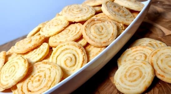 Biscoito Medalhão De Queijo