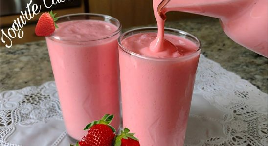 iogurte de morango caseiro