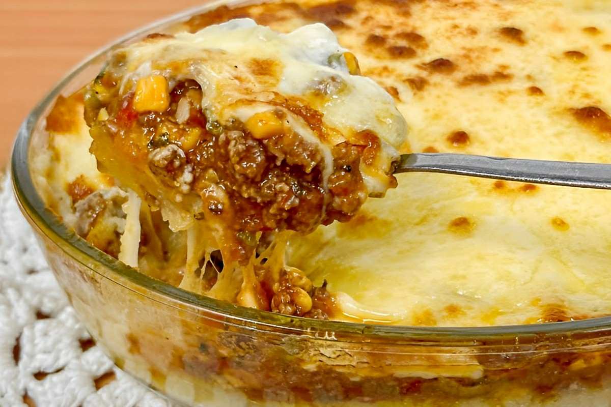 Essa é A Melhor Receita Com Carne Moída Que Já Comi Quando Sai Borbulhando Do Forno é Irresistível 6086