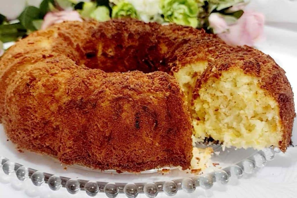 Bolo De Coco Com Cenoura