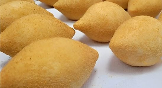 Coxinha Com Massa De Mandioca