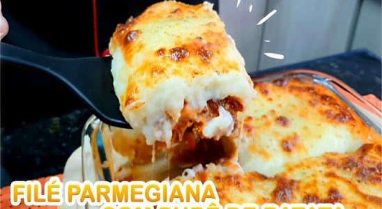 Frango À Parmegiana Com Purê De Batata