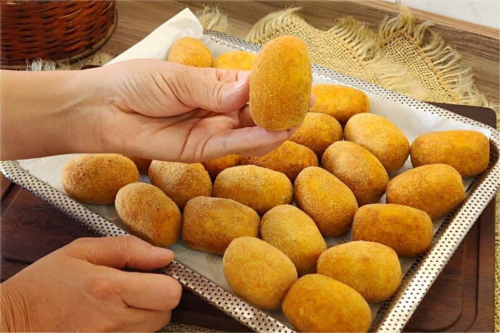 Bolinho De Frango