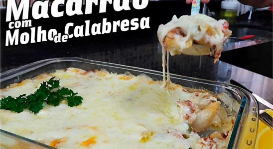 Macarrão Com Molho De Calabresa