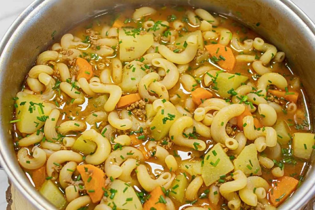 Sopa De Carne Moída