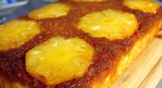 Bolo De Abacaxi Caramelizado