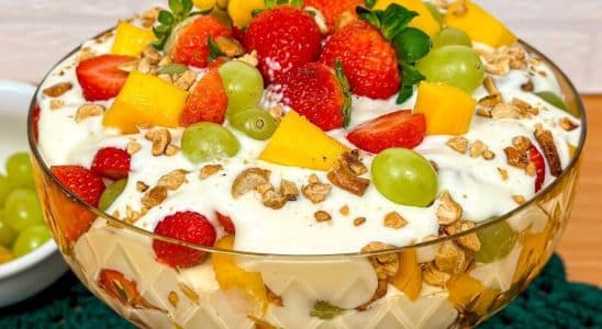 Sobremesa De Frutas Para O Natal