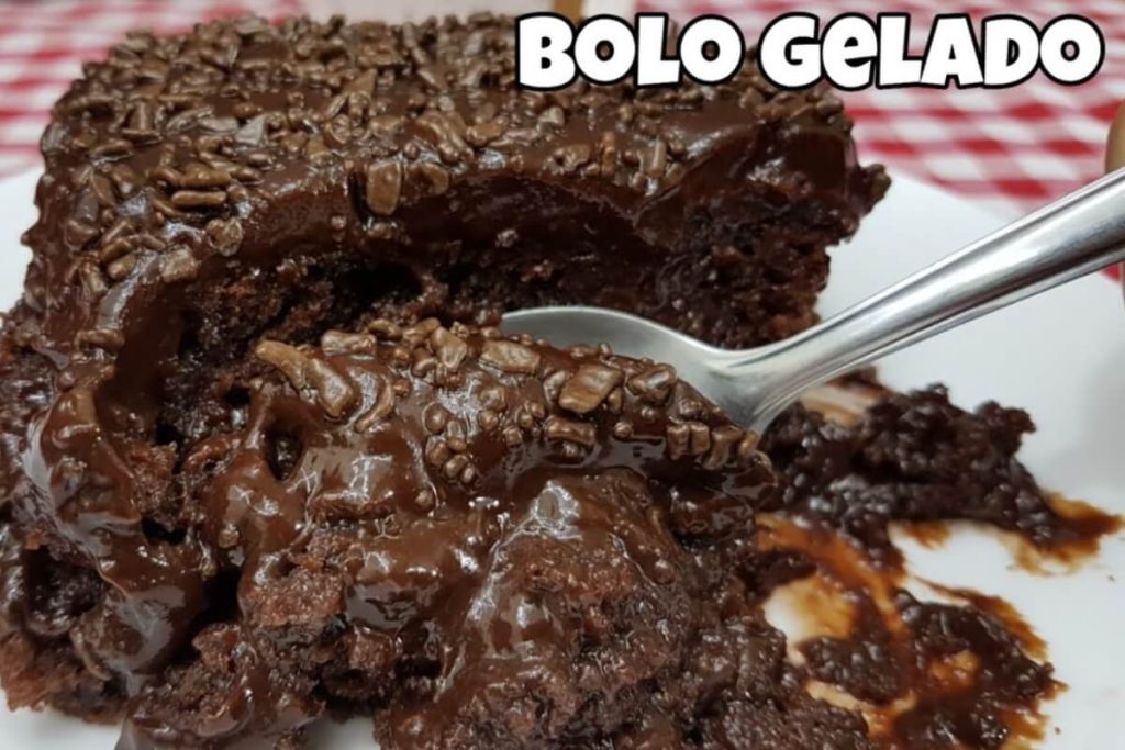 Bolo Gelado De Chocolate