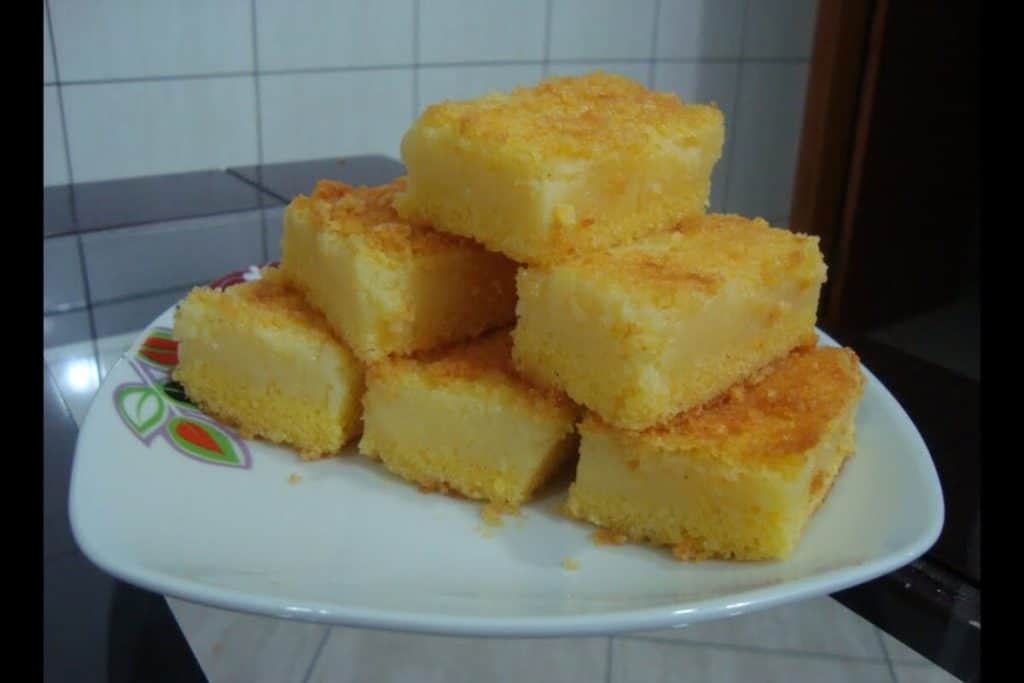 Bolo De Fubá Cremoso