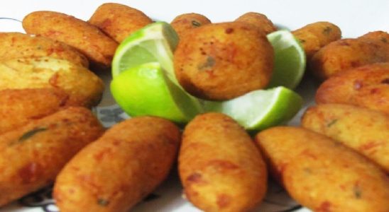 bolinho de bacalhaU