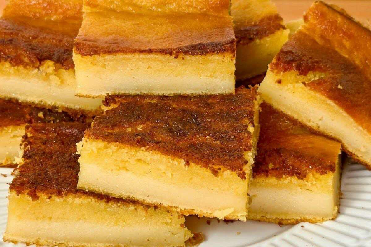 Quem não adora um bolo de fubá cremoso acompanhado de um cafezinho