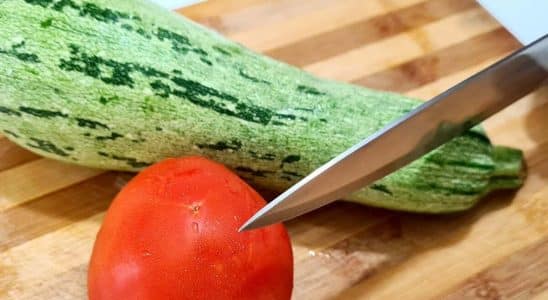 abobrinha com tomate