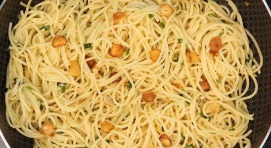 macarrão alho e óleo