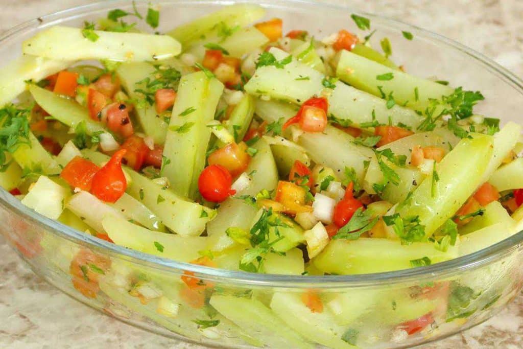 Salada De Chuchu