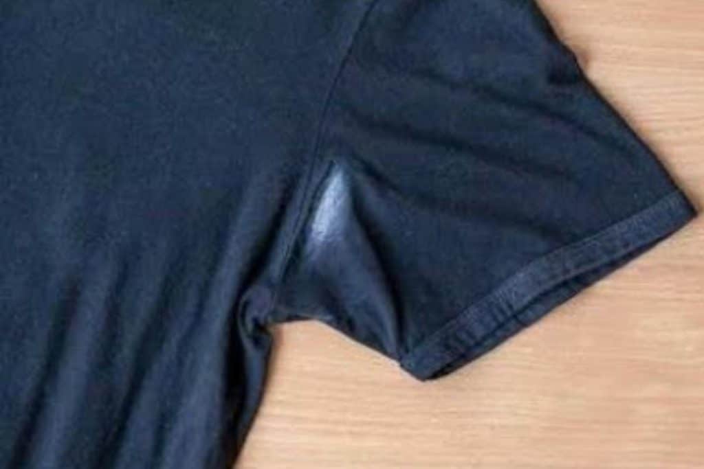 Como Tirar Mancha De Desodorante Da Roupa