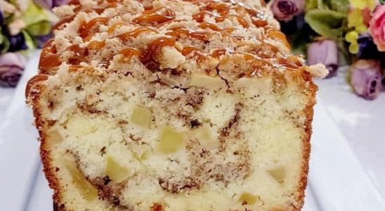 Bolo De Maçã Com Canela