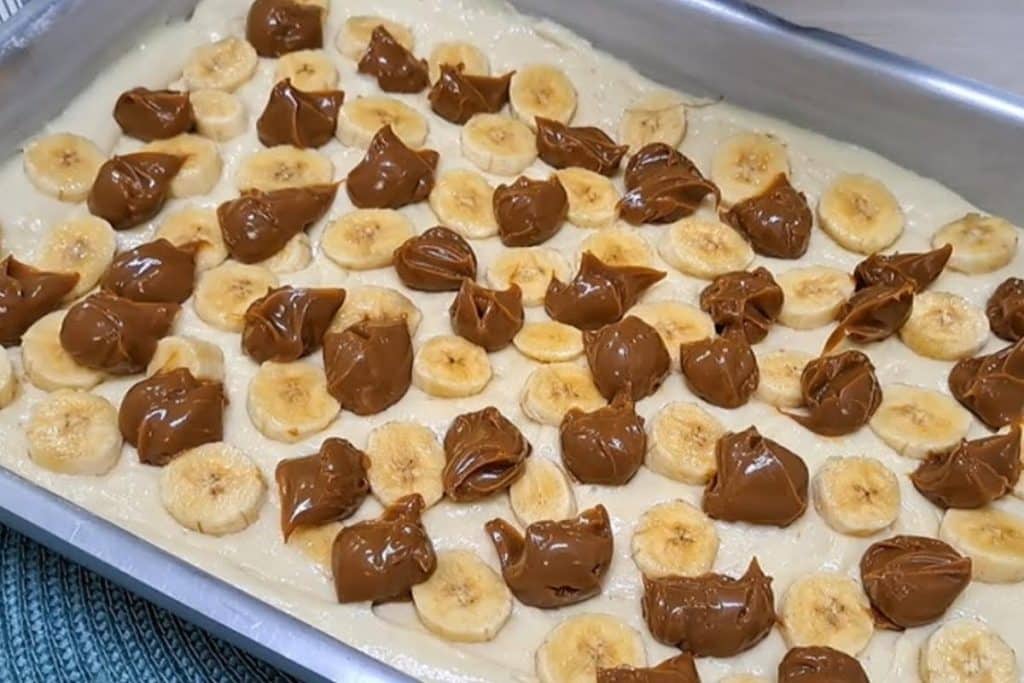 Cuca De Banana Com Doce De Leite