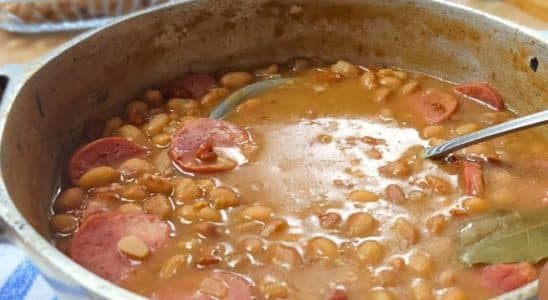 Feijão Saboroso Com Caldo Grosso