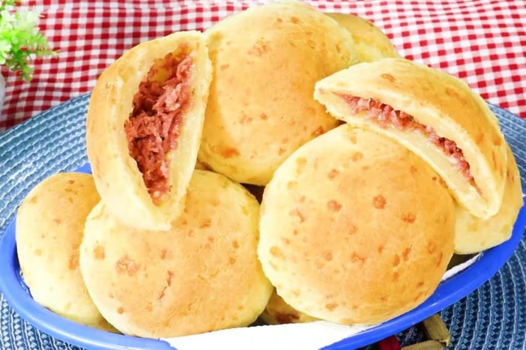 Pão De Queijo Recheado