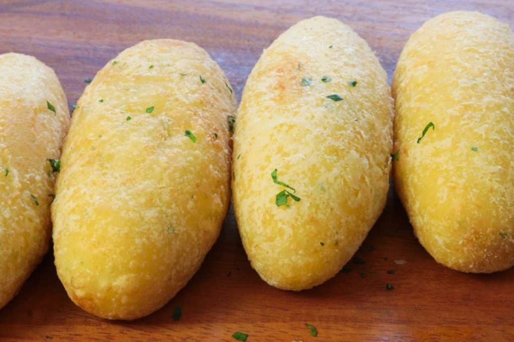 Bolinho De Aipim